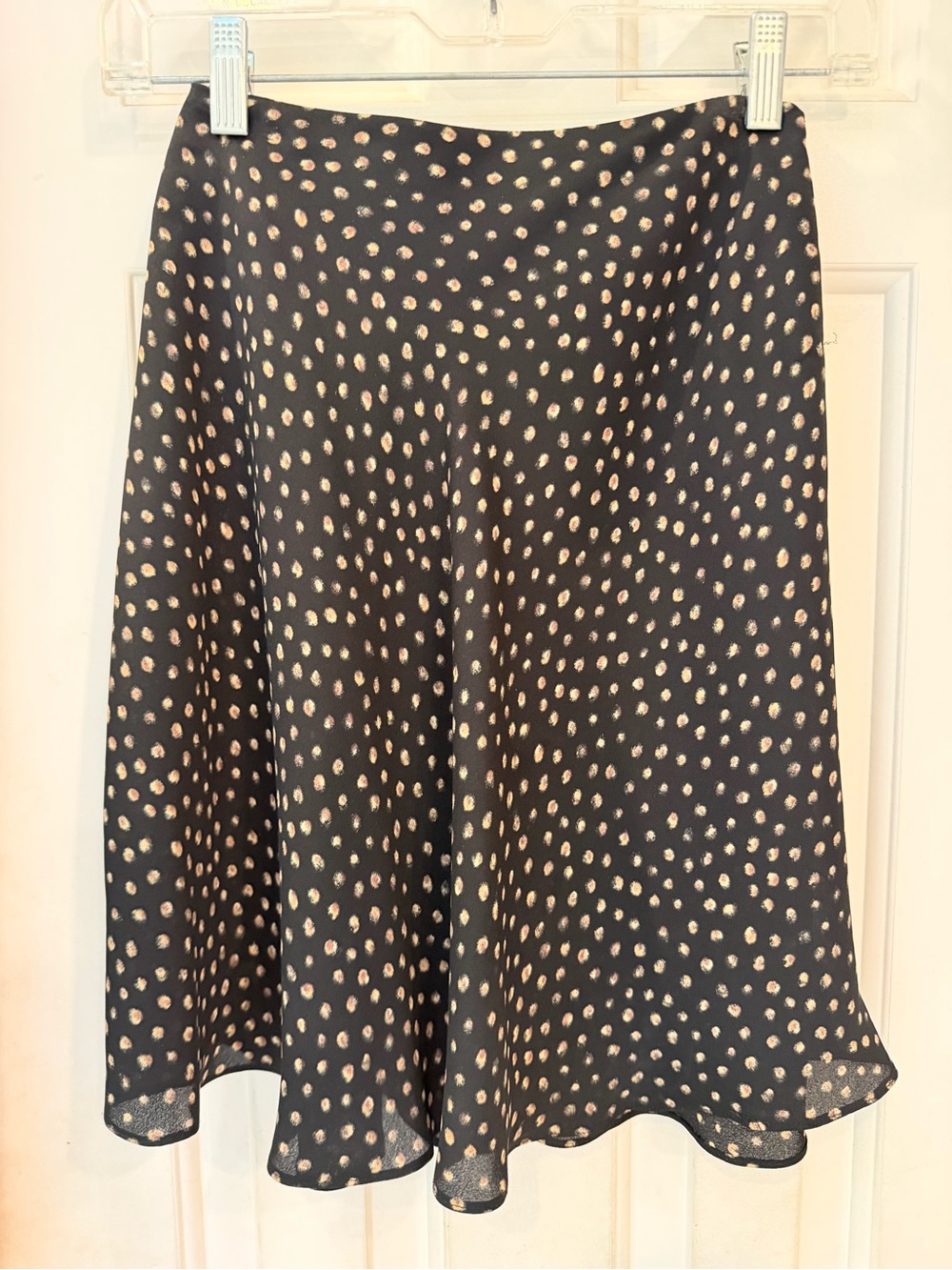 Bentley Arbuckle Black Lightweight Flirty Skirt Gold Dot Print Slight Sheer Sz 2 - Picture 7 of 12